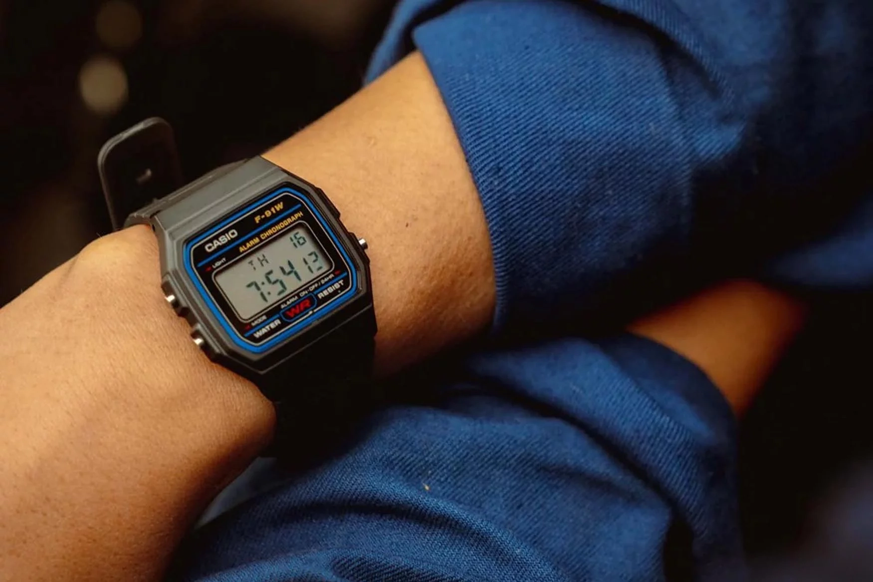 Casio F-91W: Dünyanın ən sadə saatı necə stil simvoluna çevrildi?